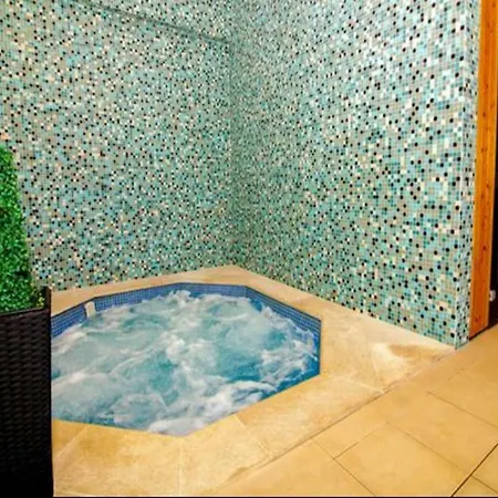 公寓 B08 - Central 2 Bed With And Pool *